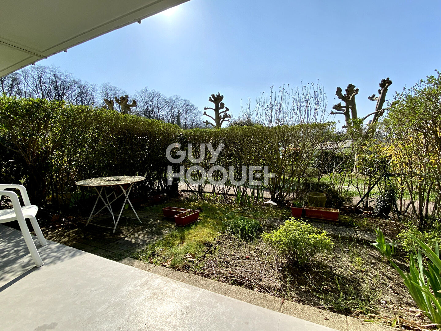 T2 57 m2 GOUVIEUX -  JARDIN PRIVATIF