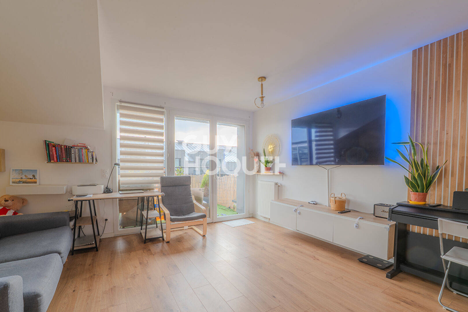 EXCLUSIF - T3 au dernier étage de 66 m2