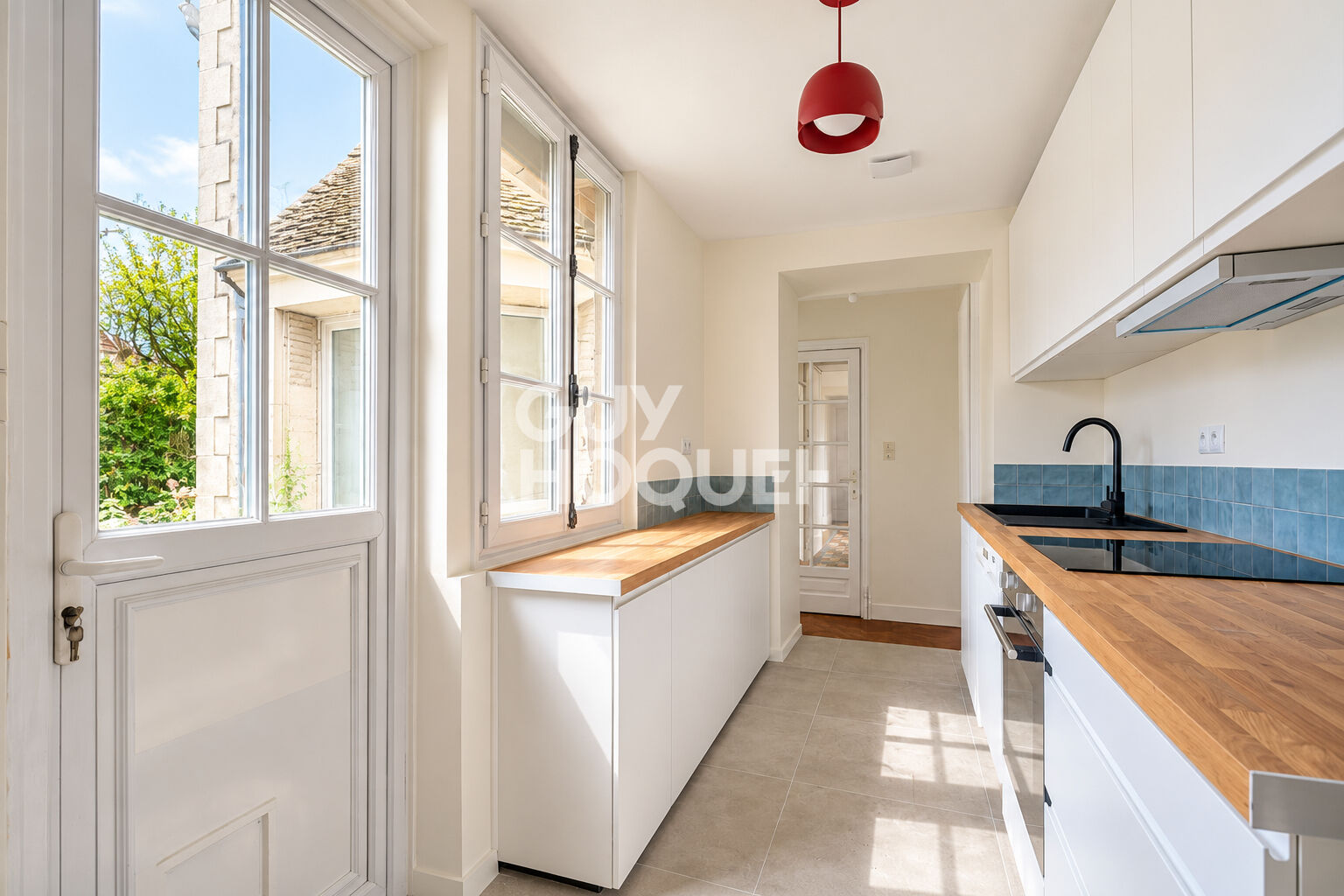 Maison de charme en plein coeur de Coye-la-Forêt avec jardin, terrasse et garage — photo 5
