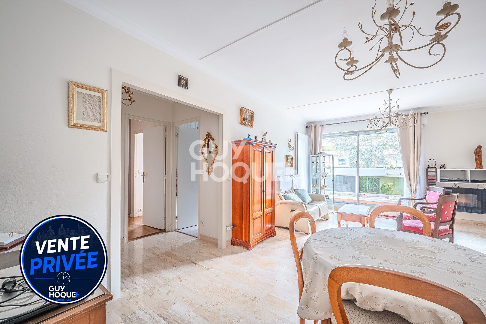 Grand T3 avec balcon filant au calme, double parking et cave dans secteur premium de Chantilly — photo 3