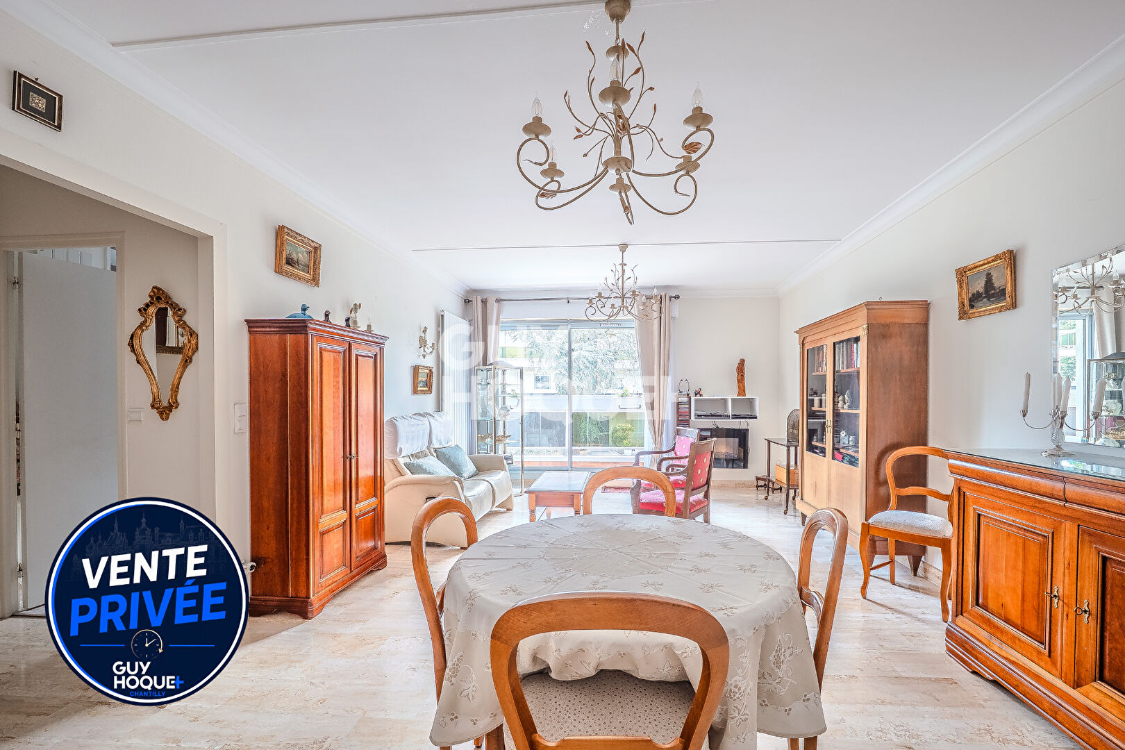 Grand T3 avec balcon filant au calme, double parking et cave dans secteur premium de Chantilly — photo 4