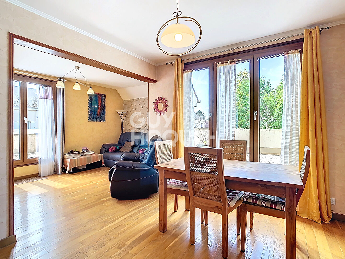 Appartement de 5 pièces (95 m²) en vente à NOGENT SUR OISE