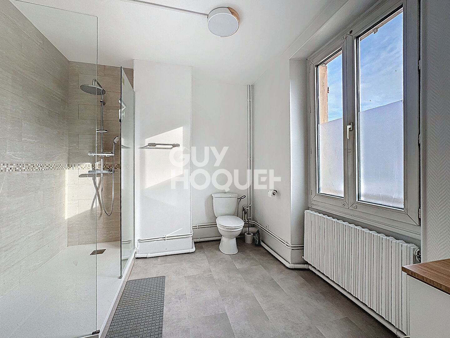 Maison de charme au coeur de Lamorlaye, l'équilibre parfait entre cachet et praticité — photo 6