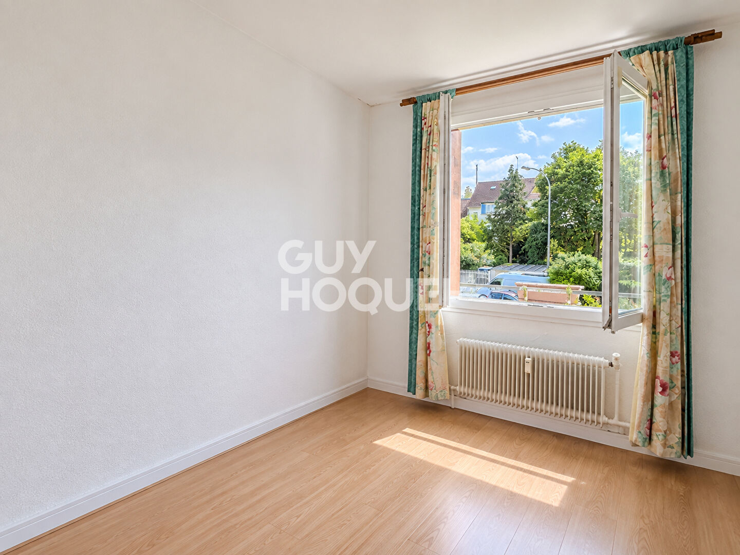 T4 avec balcon, garage et vue dégagée le long du canal Saint-Jean à Chantilly — photo 6