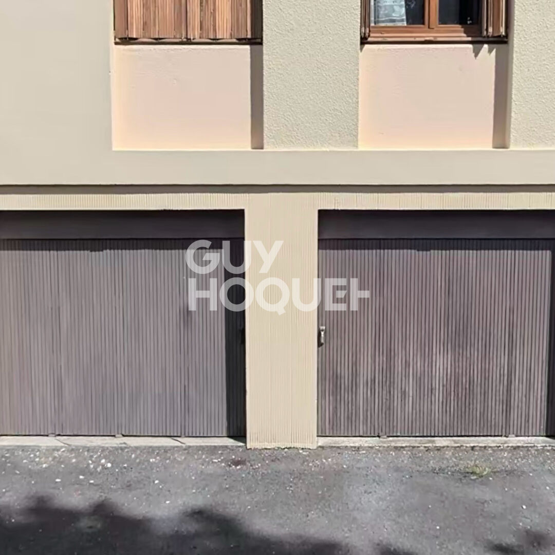 Parking / box Chantilly