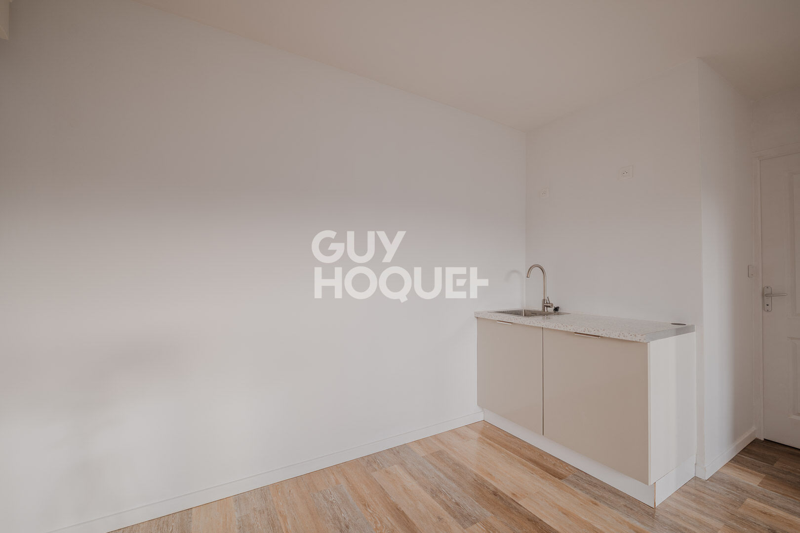 T2 entièrement rénové avec cave à Villers-sous-Saint-Leu