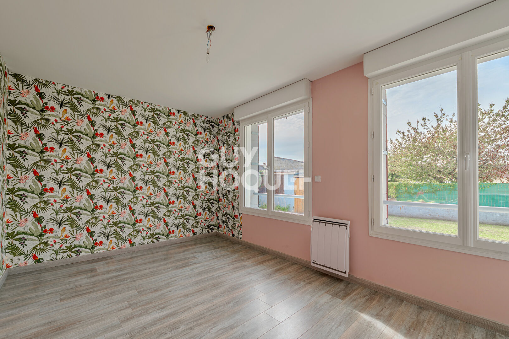 Élégante maison avec dépendance au coeur d'un environnement recherché