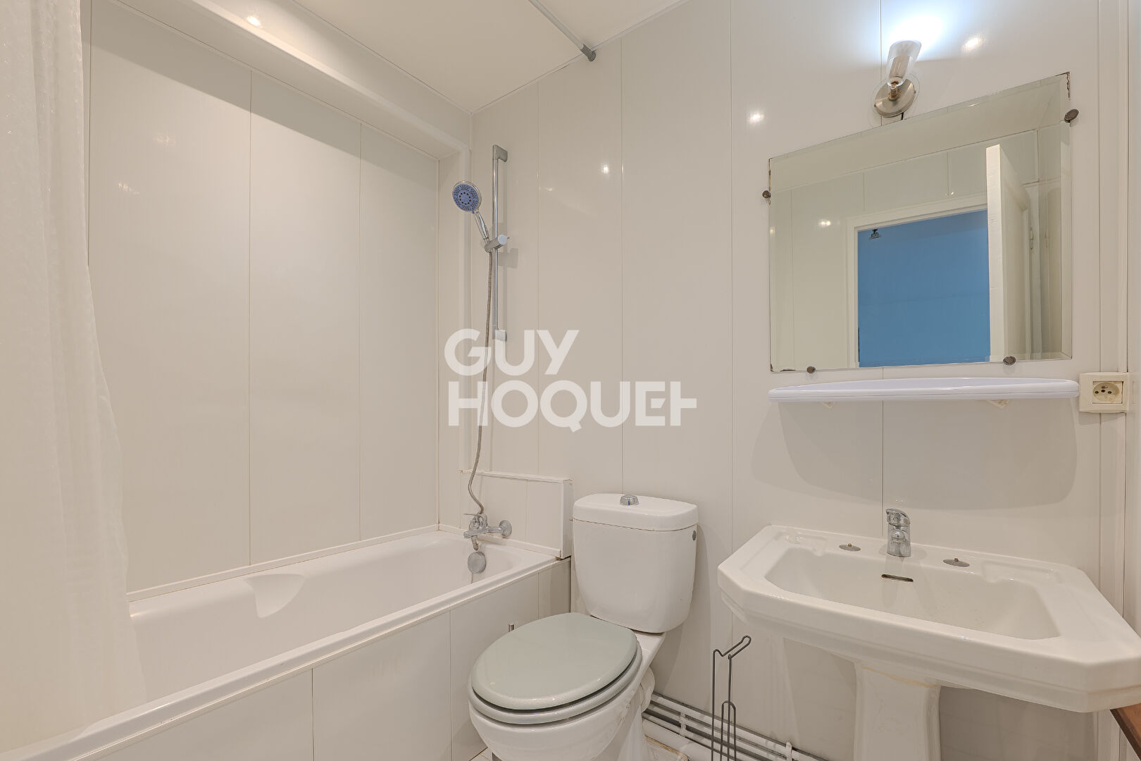 Vue imprenable sur les jardins ? Dernier étage ? Entièrement rénové