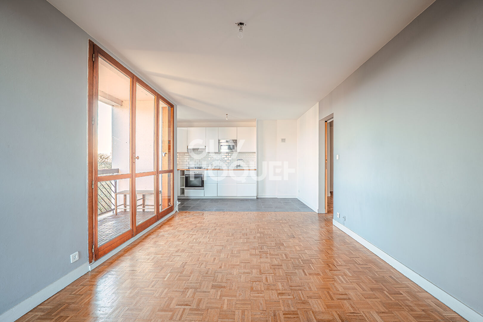 Dernier étage avec vue forêt ? T3 lumineux au Castel à Chantilly