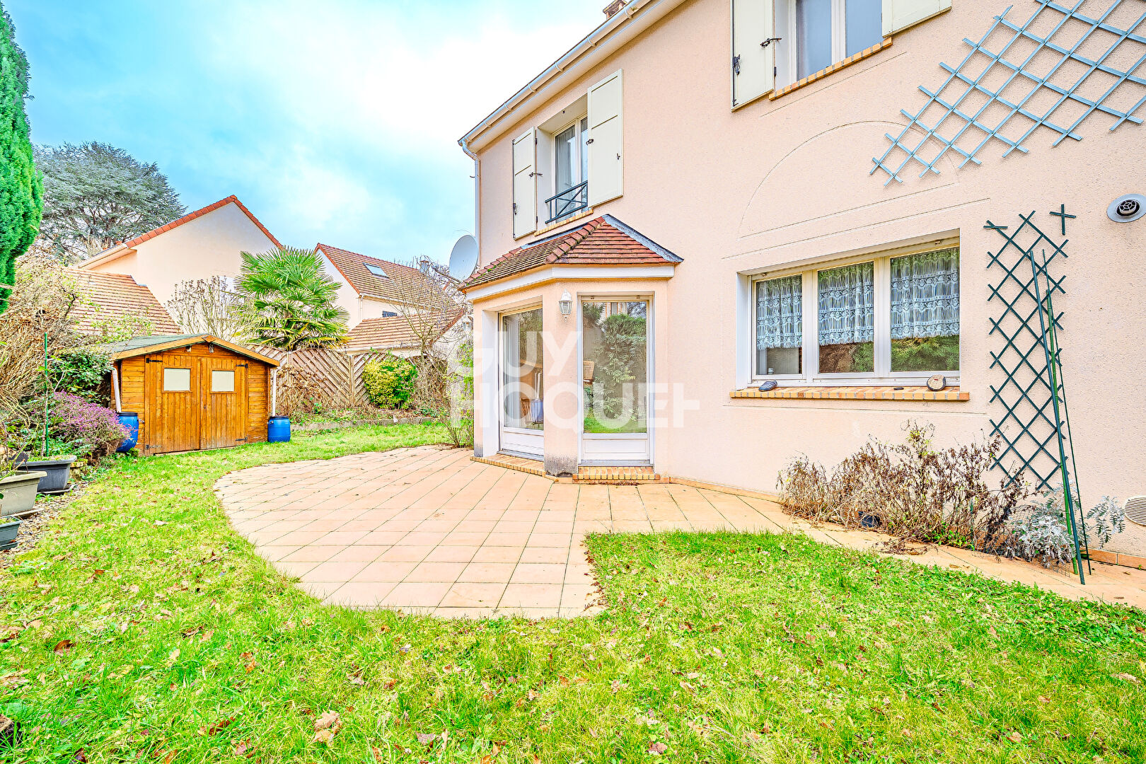 Maison familiale avec jardin plein sud - Impasse calme proche centre-ville de Luzarches