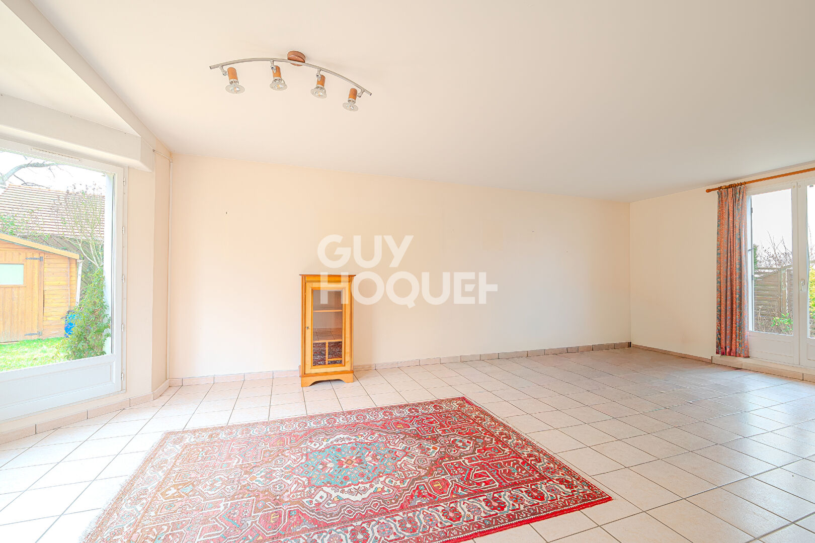 Maison familiale avec jardin plein sud - Impasse calme proche centre-ville de Luzarches