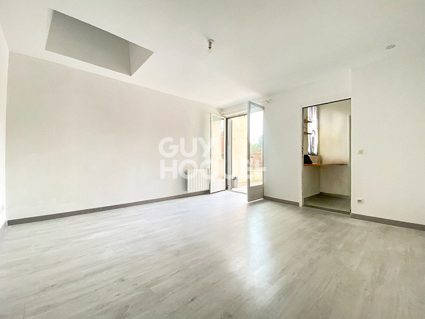 Studio 25 m² Chantilly centre-ville terrasse vendu loué proche Château