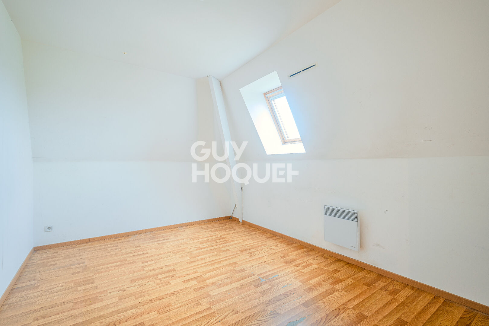 Appartement T3 de 63 m2 (72 m2 au sol) de Standing à Lamorlaye - secteur Centre-ville