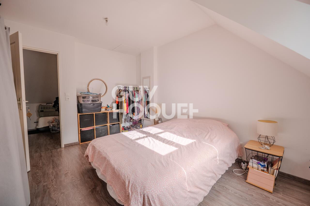 APPARTEMENT 3 PIÈCES VENDU LOUÉ A GOUVIEUX