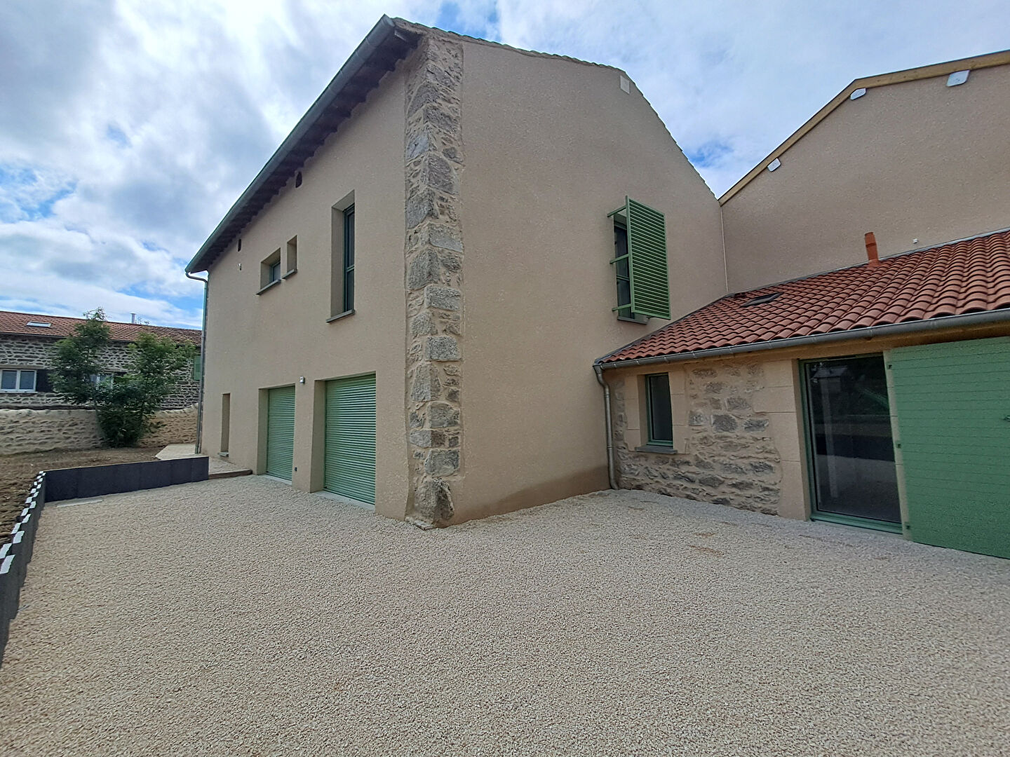 Appartement Soucieu En Jarrest 4 pièce(s) 120.18 m2