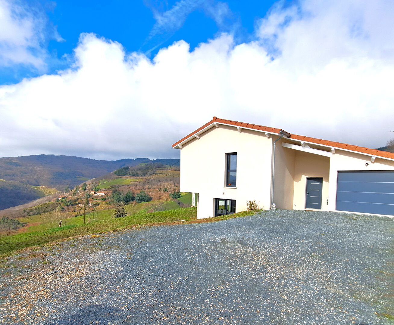 Maison Yzeron 4 pièces 103.04 m2