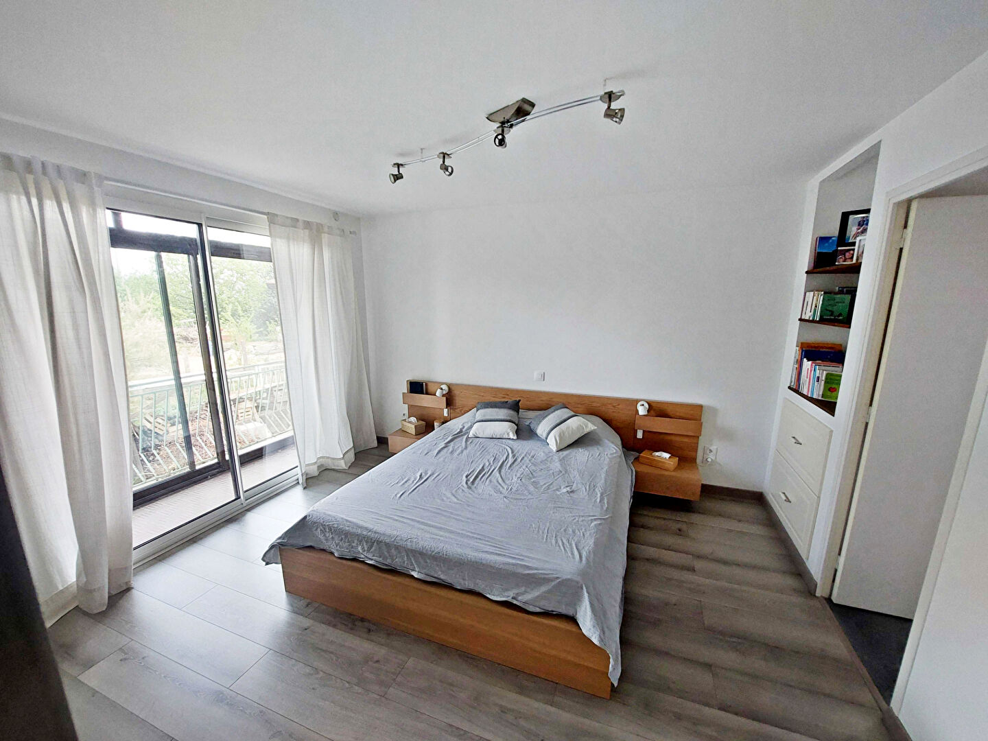 Orliénas maison individuelle 5 pièce(s) 178.98 m2