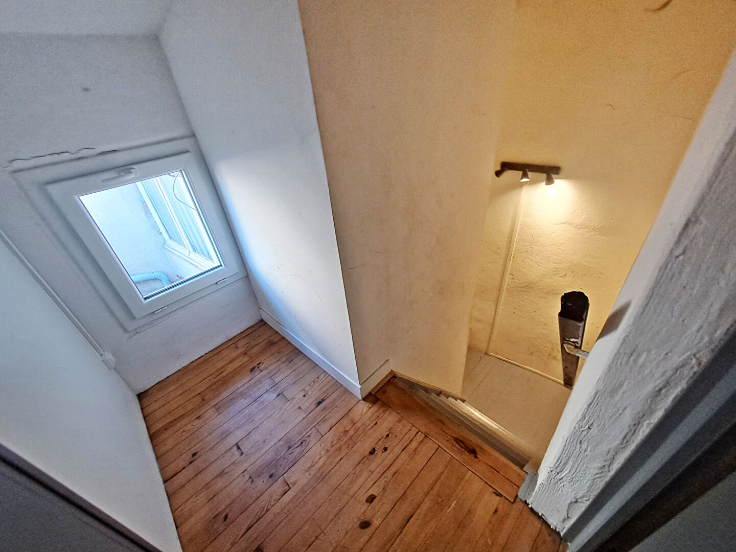 Appartement Saint Symphorien Sur Coise 2 pièce(s) 56.14 m2