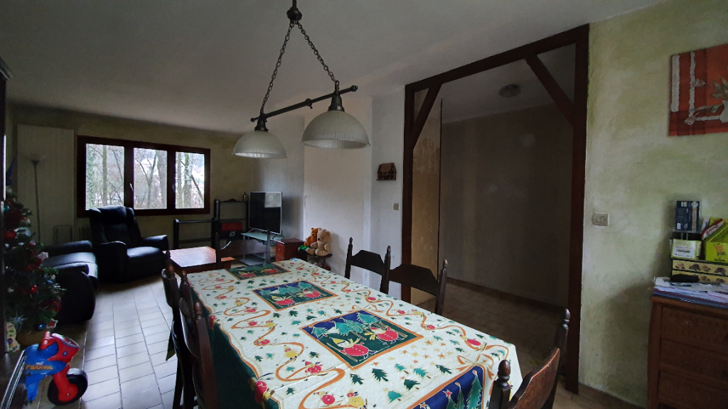 A vendre, maison indépendante à Nouzonville.