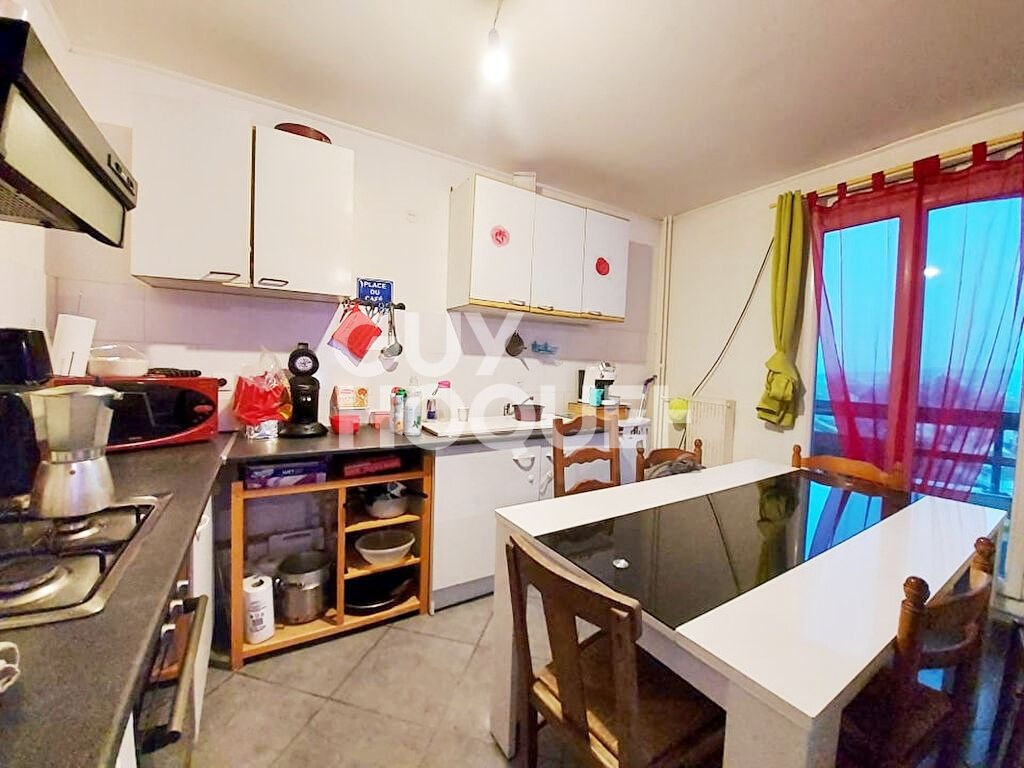 Secteur Ronde-Couture appartement de type 4 d'environ 80 m²