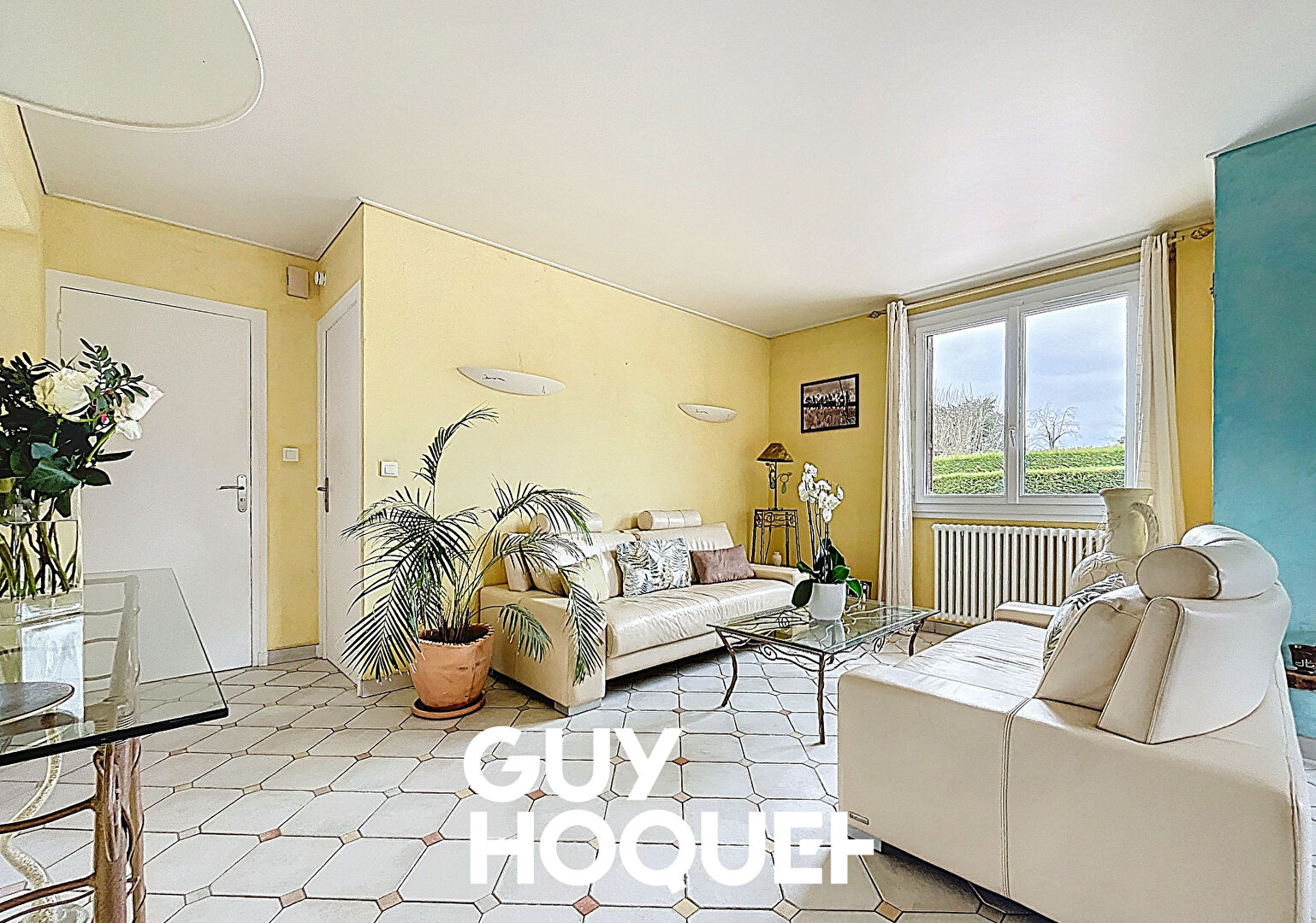 Villa 4 Chs + Double Garage et Carport - 71680 CRECHES SUR SAONE