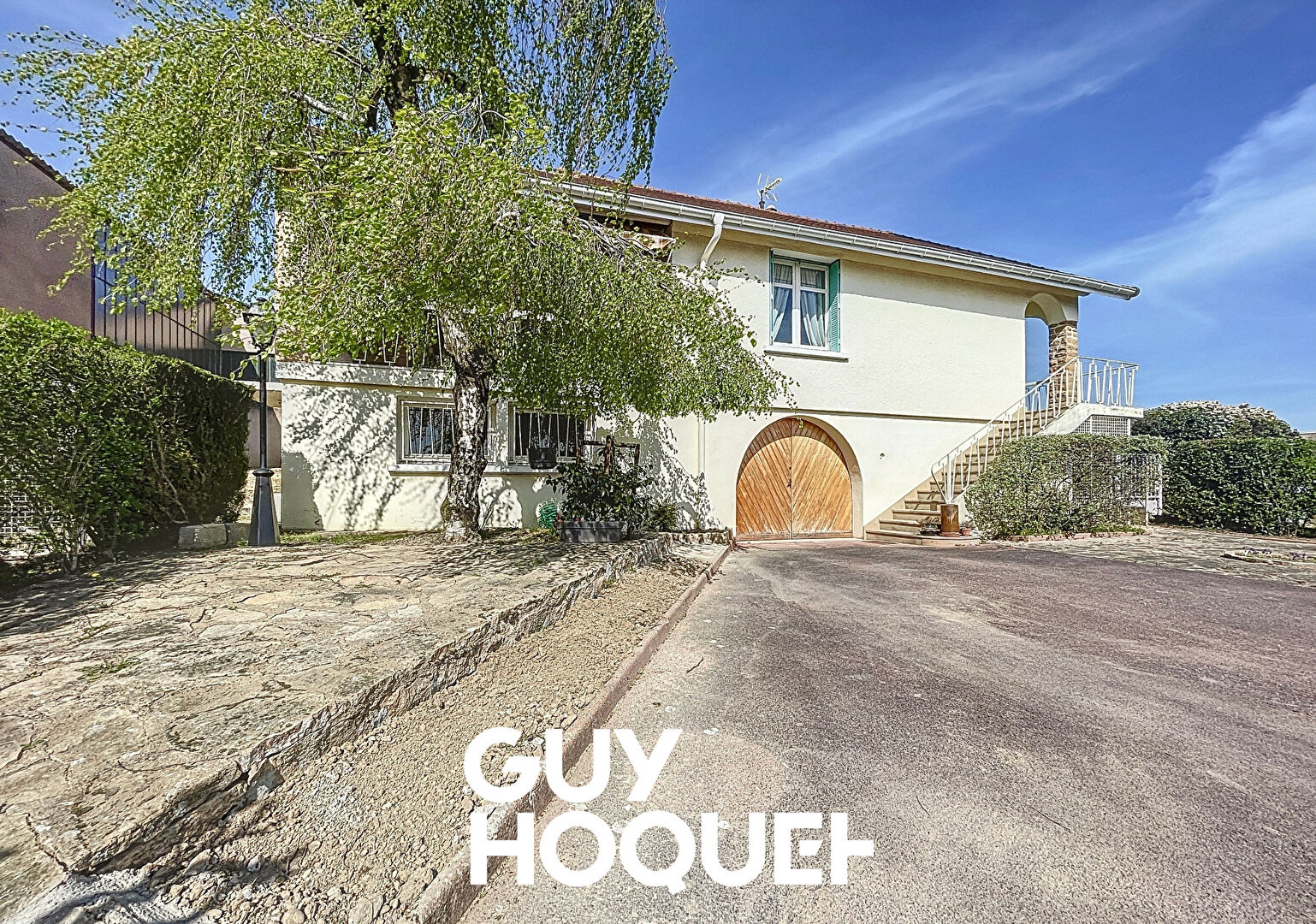 Maison sur Sous-Sol Complet 4 Chs + logement indépendant et Dépendances - 71570 LA CHAPELLE DE GUINCHAY