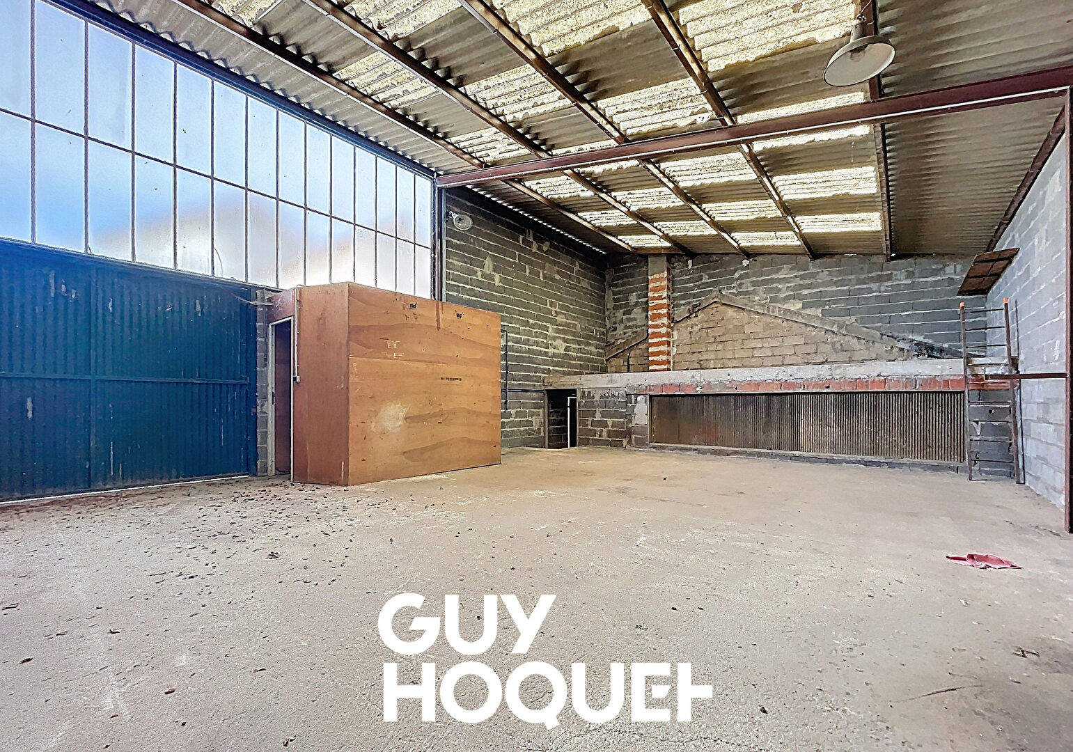 Maison sur Sous-Sol Complet 4 Chs + logement indépendant et Dépendances - 71570 LA CHAPELLE DE GUINCHAY