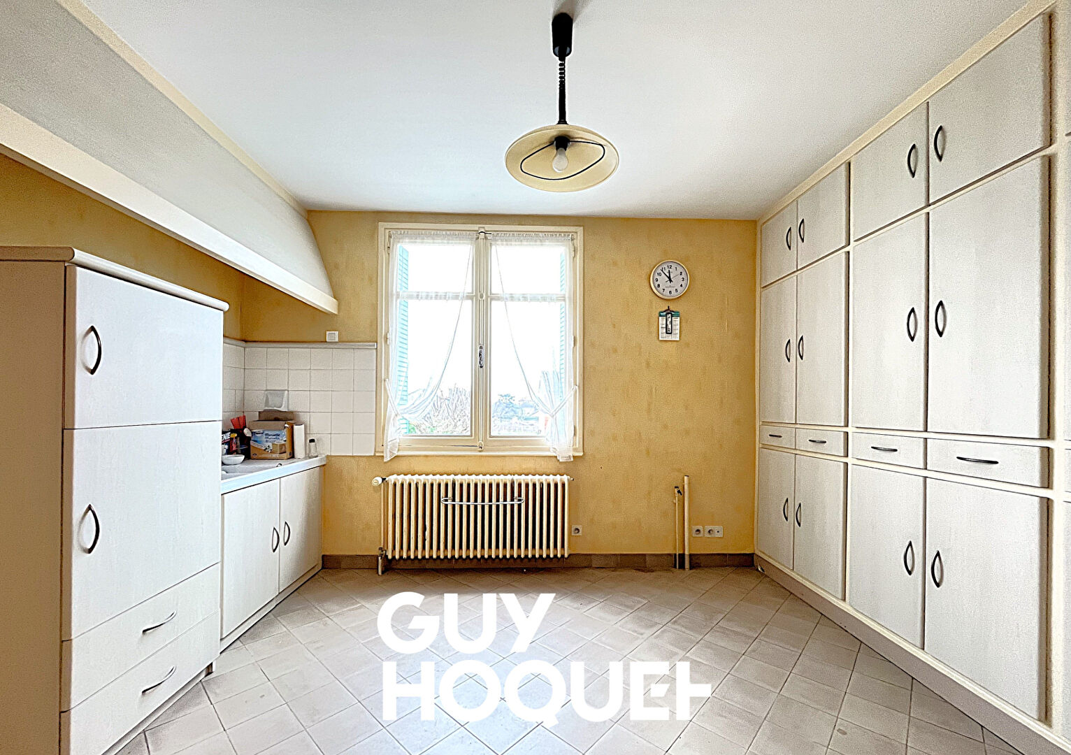 Maison sur Sous-Sol Complet 4 Chs + logement indépendant et Dépendances - 71570 LA CHAPELLE DE GUINCHAY