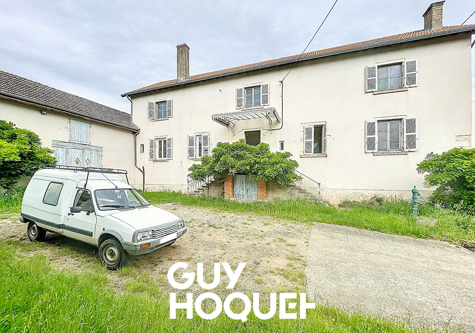 Maison de Maître 5 Chambres + Dépendances et Terrain - 69840 JULIENAS