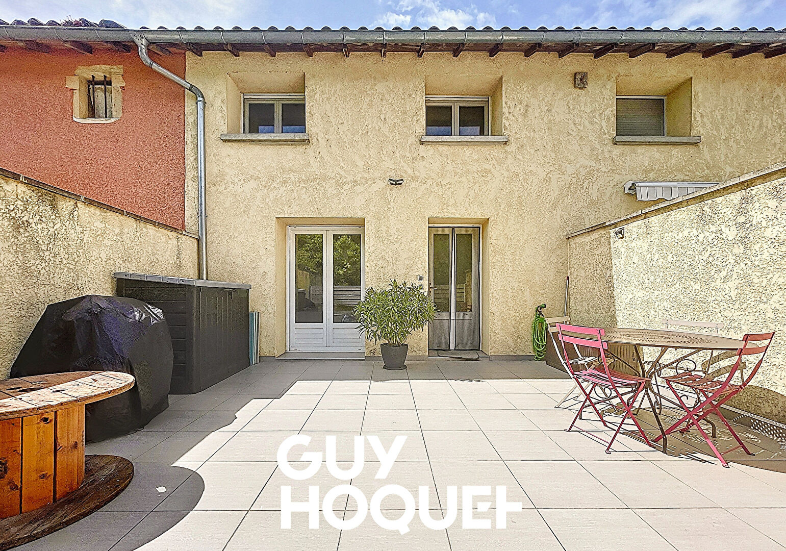 Maison de ville 3 chambres + Terrasse - 71570 LA CHAPELLE DE GUINCHAY