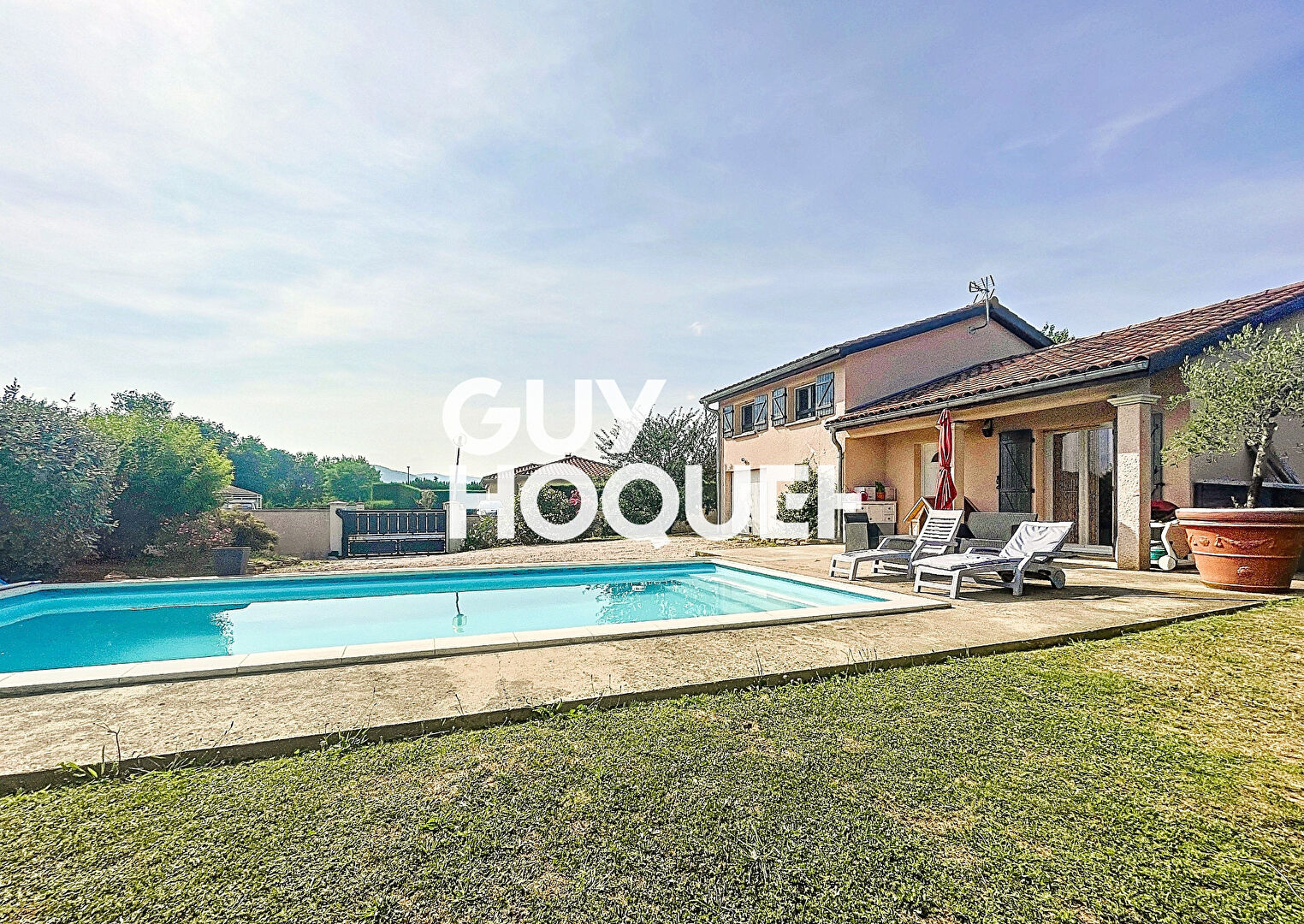 Villa Récente 4 Chs + Garage et Piscine sur terrain de 792 m² - 71570 LA CHAPELLE DE GUINCHAY