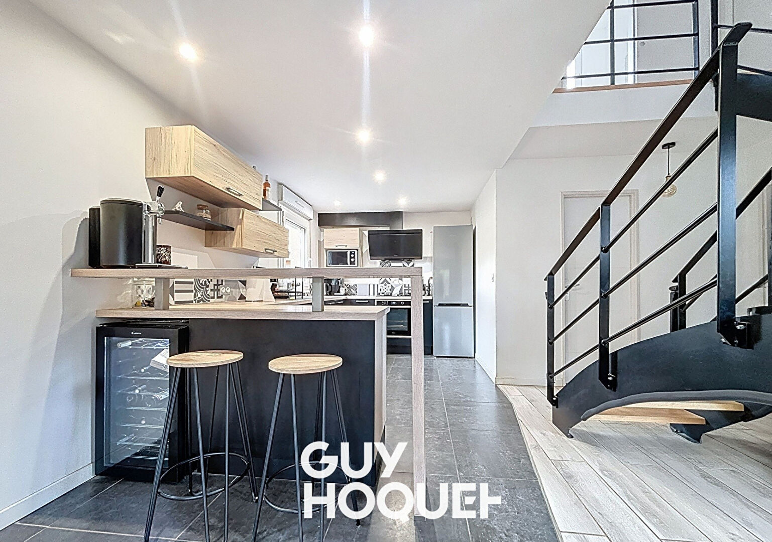 Villa Récente 3 Chs avec Suite Parentale et Terrain de 774 m² environ - 71570 LA CHAPELLE DE GUINCHAY