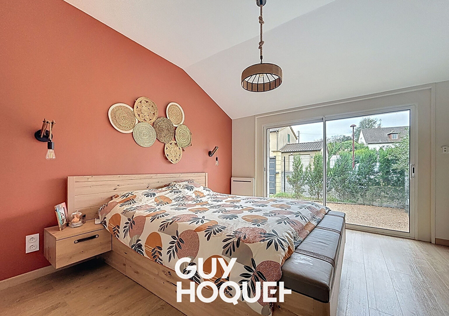 Villa Récente 3 Chs avec Suite Parentale et Terrain de 774 m² environ - 71570 LA CHAPELLE DE GUINCHAY