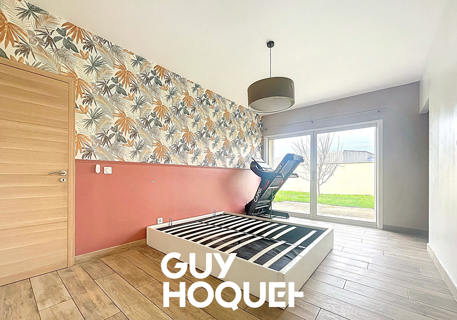 Villa Récente 3 Chs dont Suite + Bureau indépendant et Garage - 71570 LA CHAPELLE DE GUINCHAY