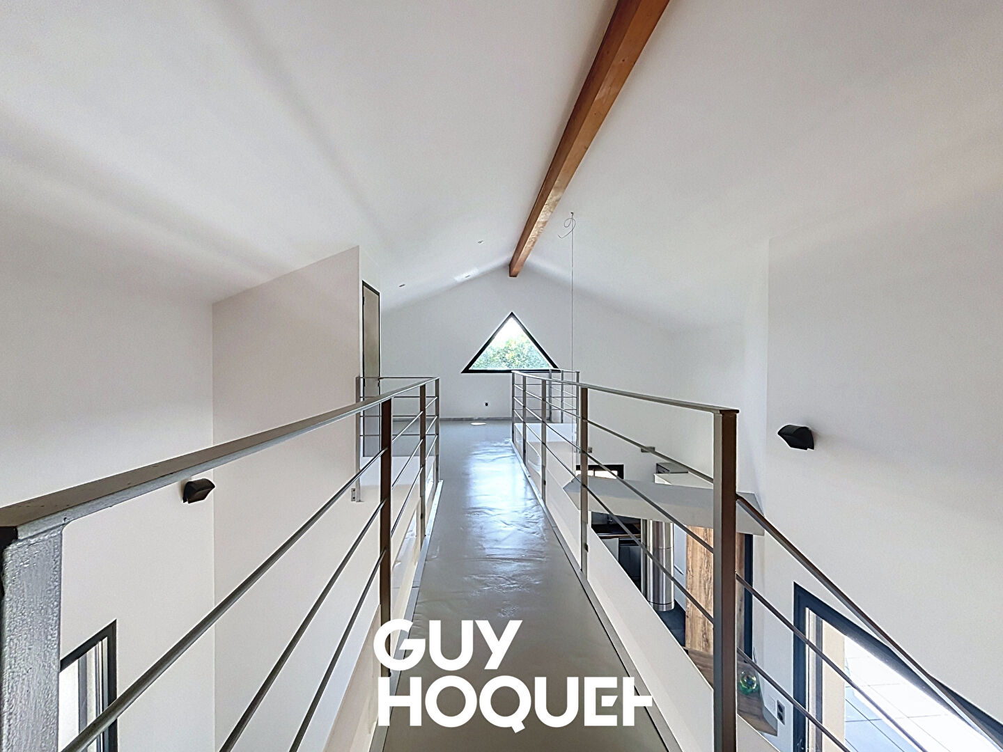 Villa Contemporaine 3 Chs + Bureau et terrain de 1021 m² - 71680 CRECHES SUR SAONE
