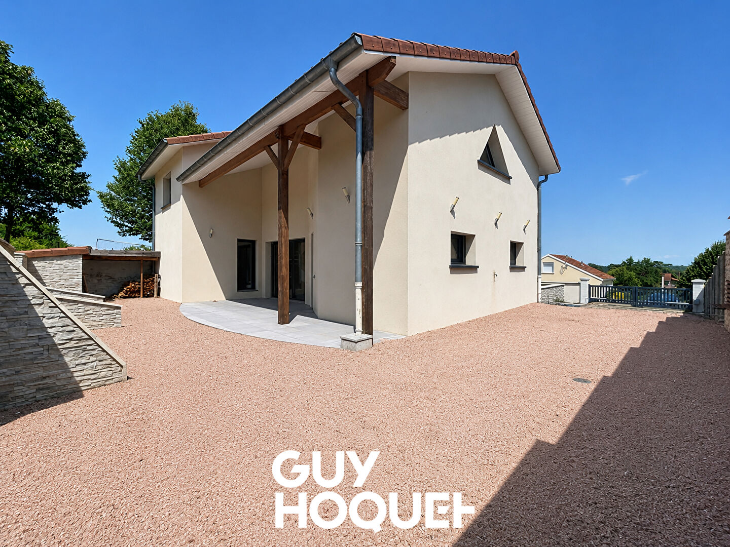 Villa Contemporaine 3 Chs + Bureau et terrain de 1021 m² - 71680 CRECHES SUR SAONE