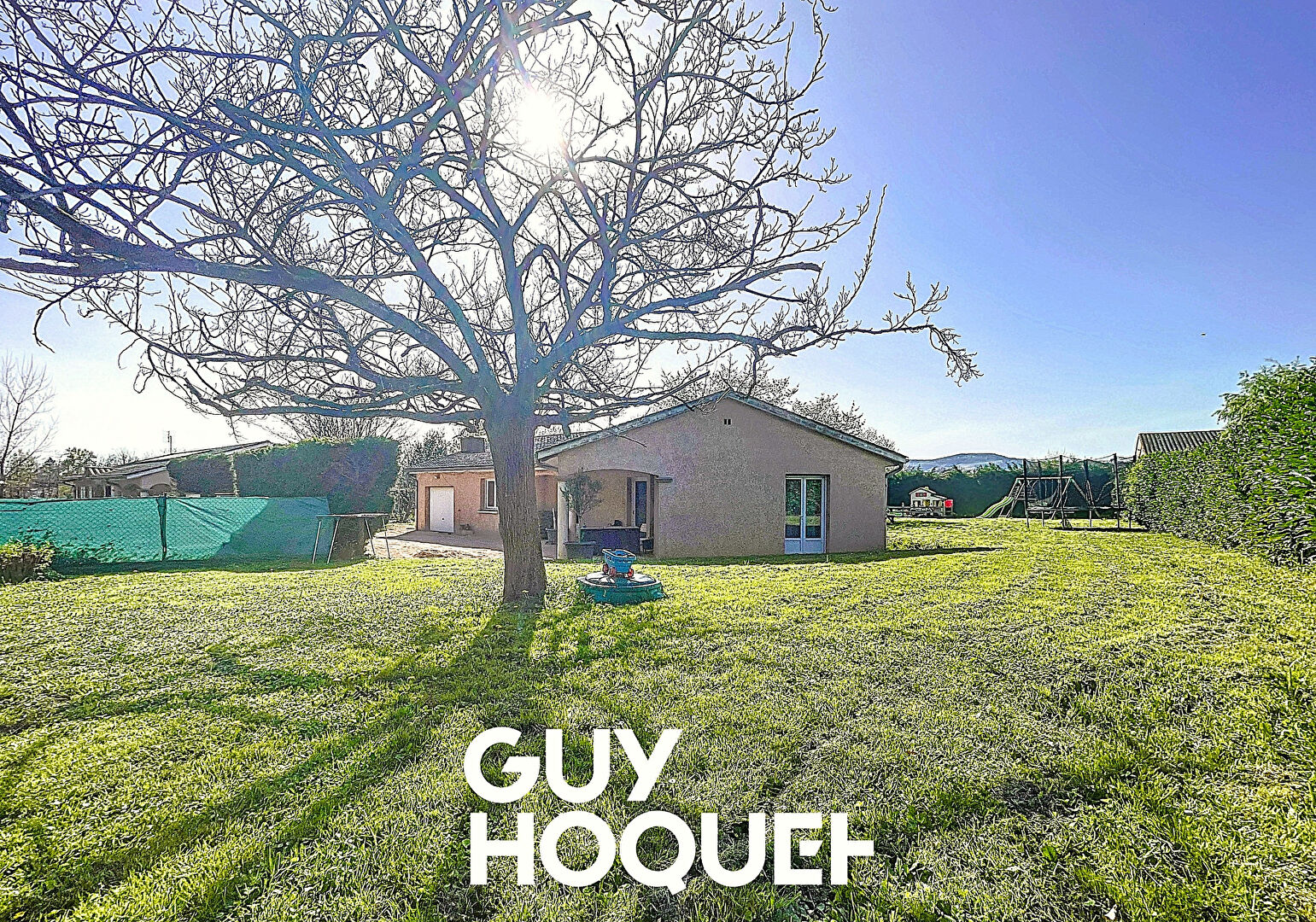 Villa Plain Pied 3 Chs + GGE et Terrain de 1120m² environ - 71570 LA CHAPELLE DE GUINCHAY