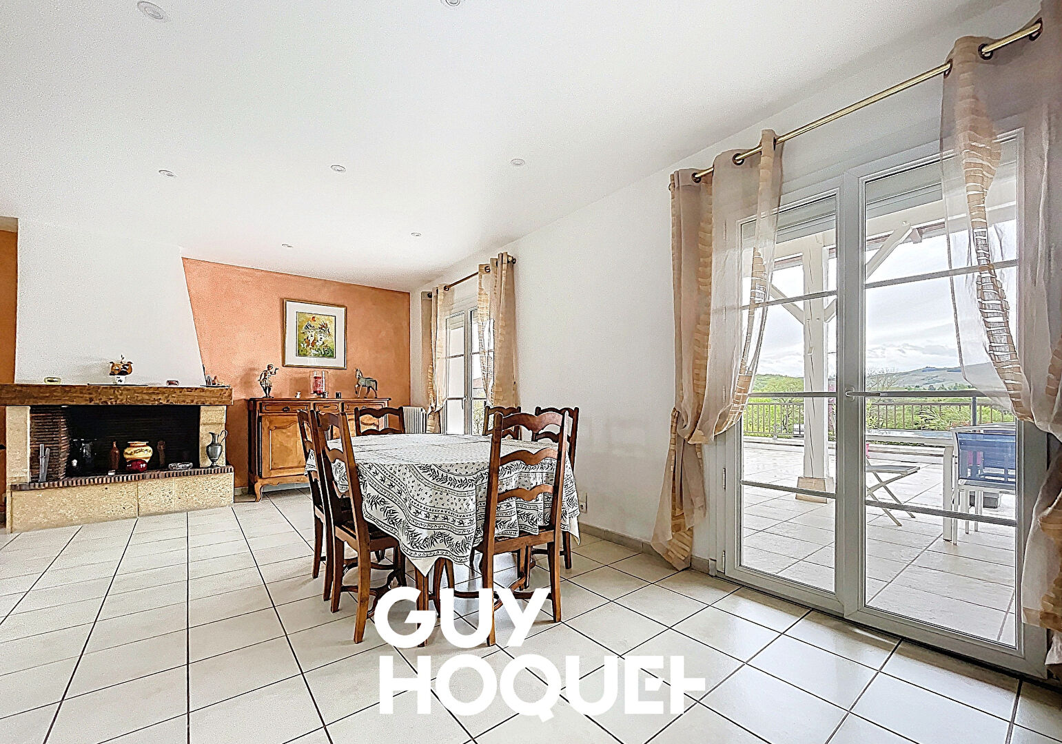 Maison sur sous-sol 4 Chs + Dépendances et 2500 m² de terrain Constructible - 71850 CHARNAY LES MACON