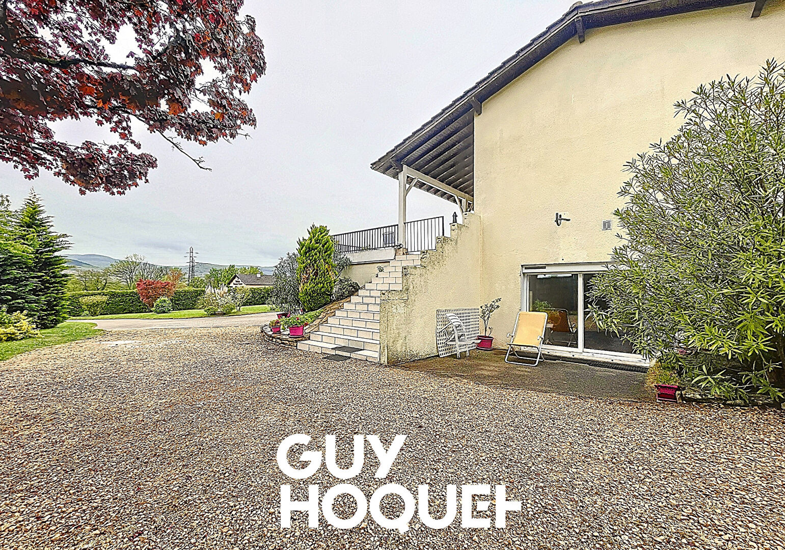 Maison sur sous-sol 4 Chs + Dépendances et 2500 m² de terrain Constructible - 71850 CHARNAY LES MACON