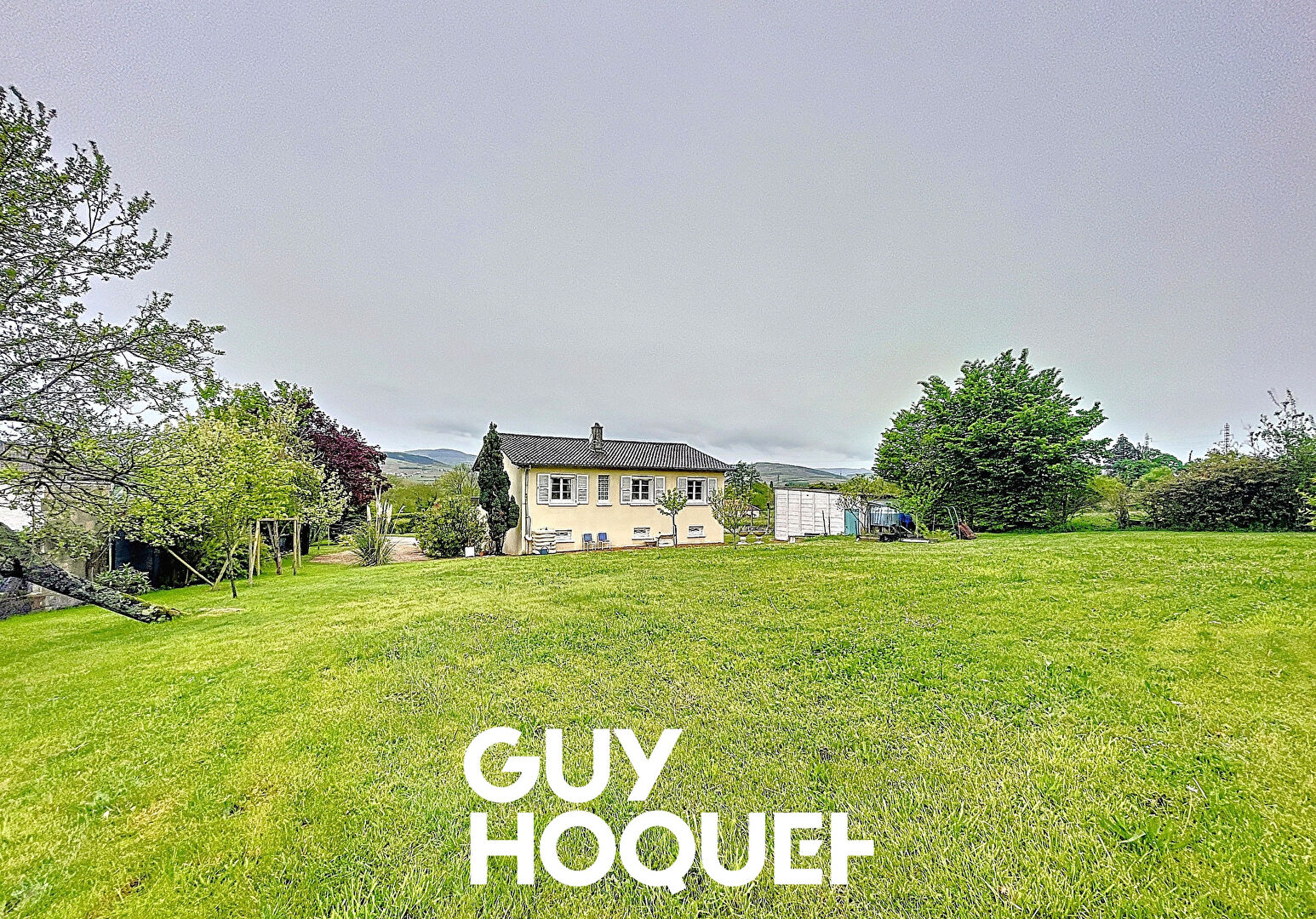 Maison sur sous-sol 4 Chs + Dépendances et 2500 m² de terrain Constructible - 71850 CHARNAY LES MACON