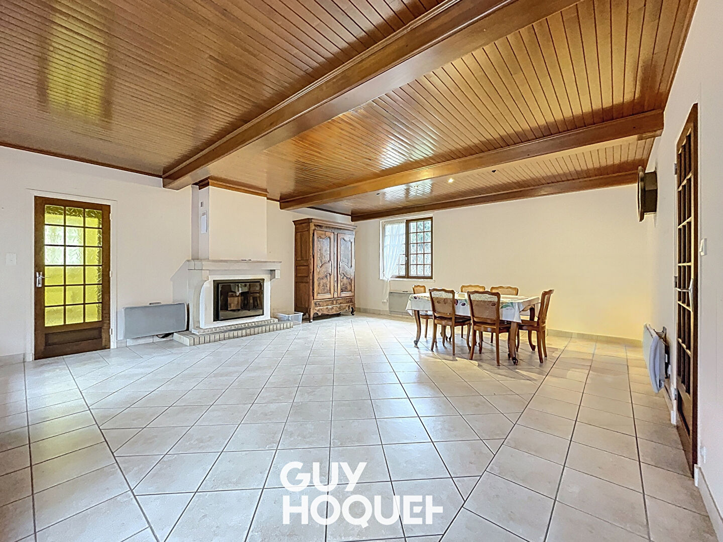 Très Belle Maison 2 Chambres + Bureau & Dépendances - 71960 SERRIÈRES