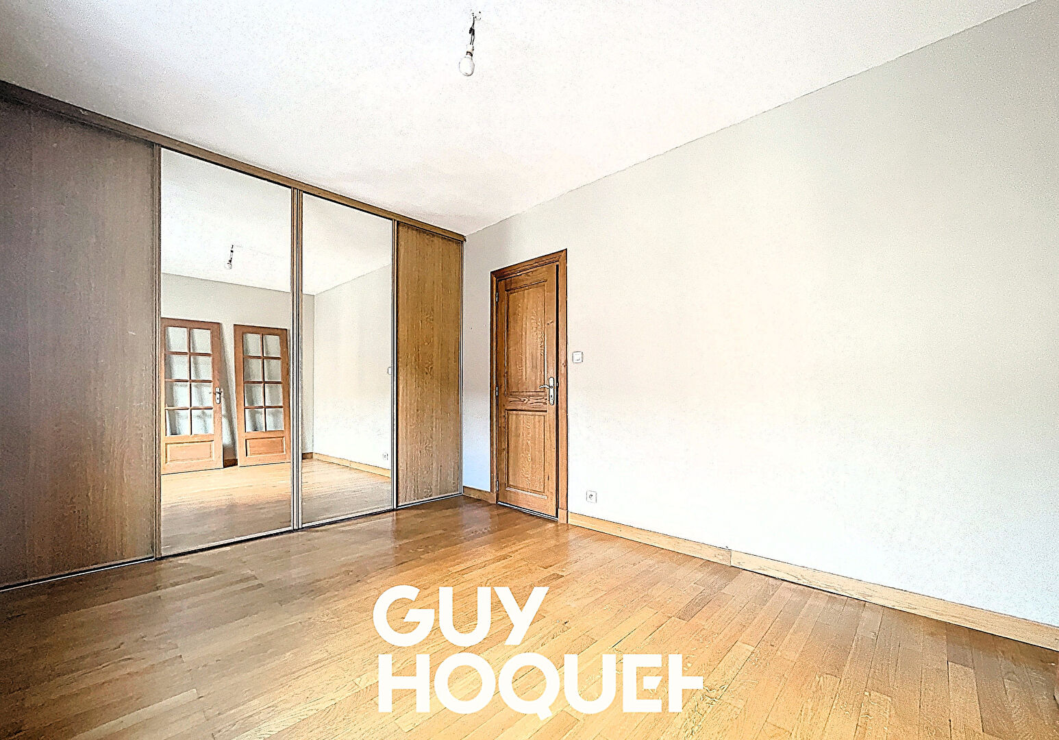 Hyper Centre Ville Appartement de Type 3 + Cave et Grenier - 71000 MACON