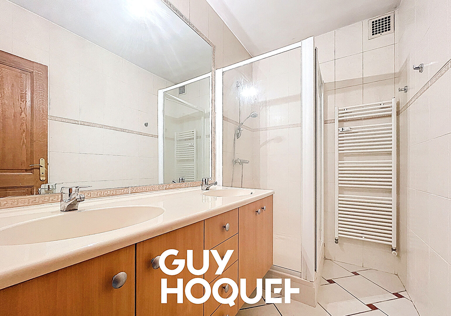 Hyper Centre Ville Appartement de Type 3 + Cave et Grenier - 71000 MACON