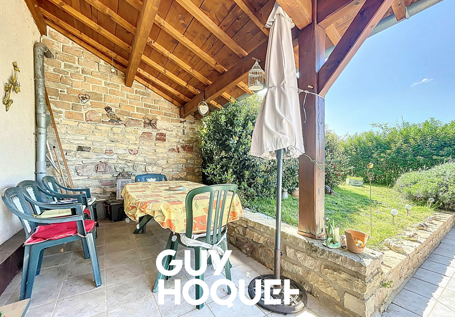 Maison en Pierre 3 Chs + Garage + Cave et Terrain de 379 m² - 71960 BERZE LA VILLE