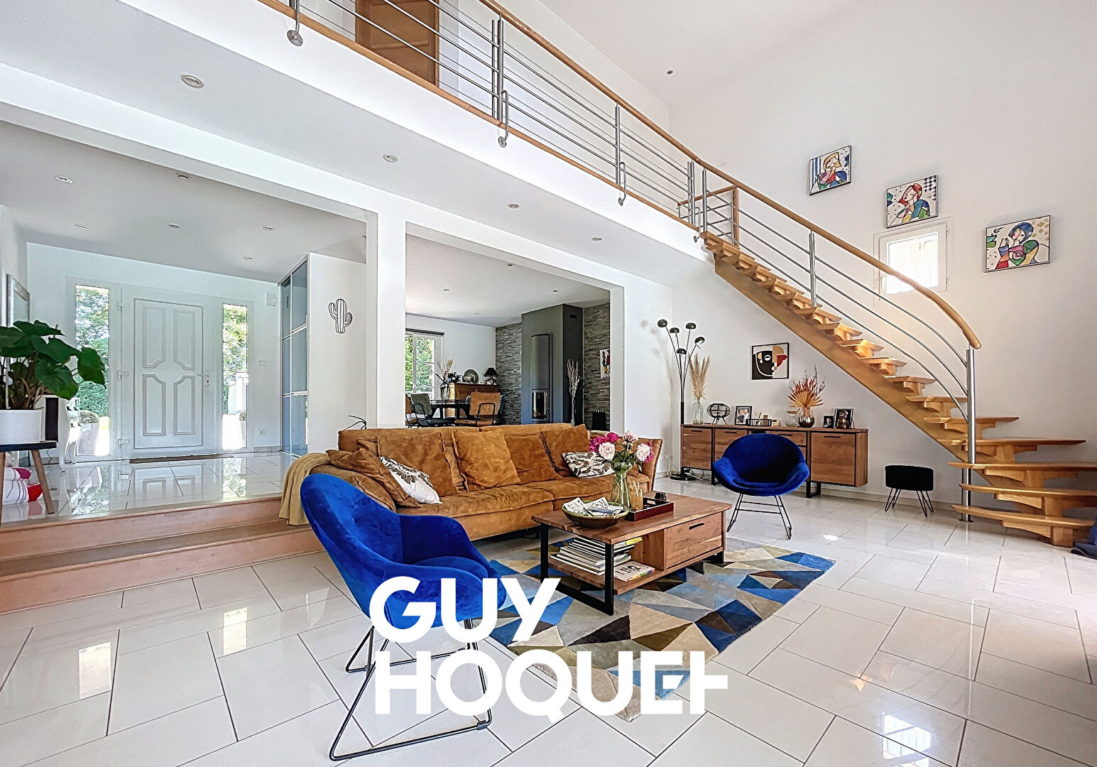 Maison d'Architecte avec Logement Indépendant et Piscine - 01380 Saint-Cyr-sur-Menthon