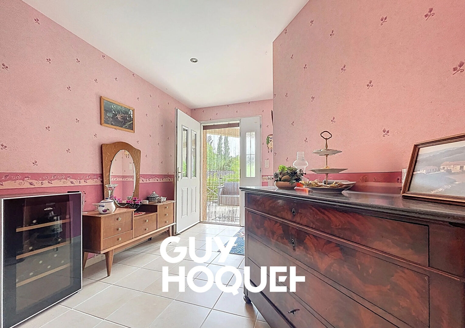 Villa Familiale de Plain Pied 4 Chambres & Garages - 71960 BERZÉ-LA-VILLE