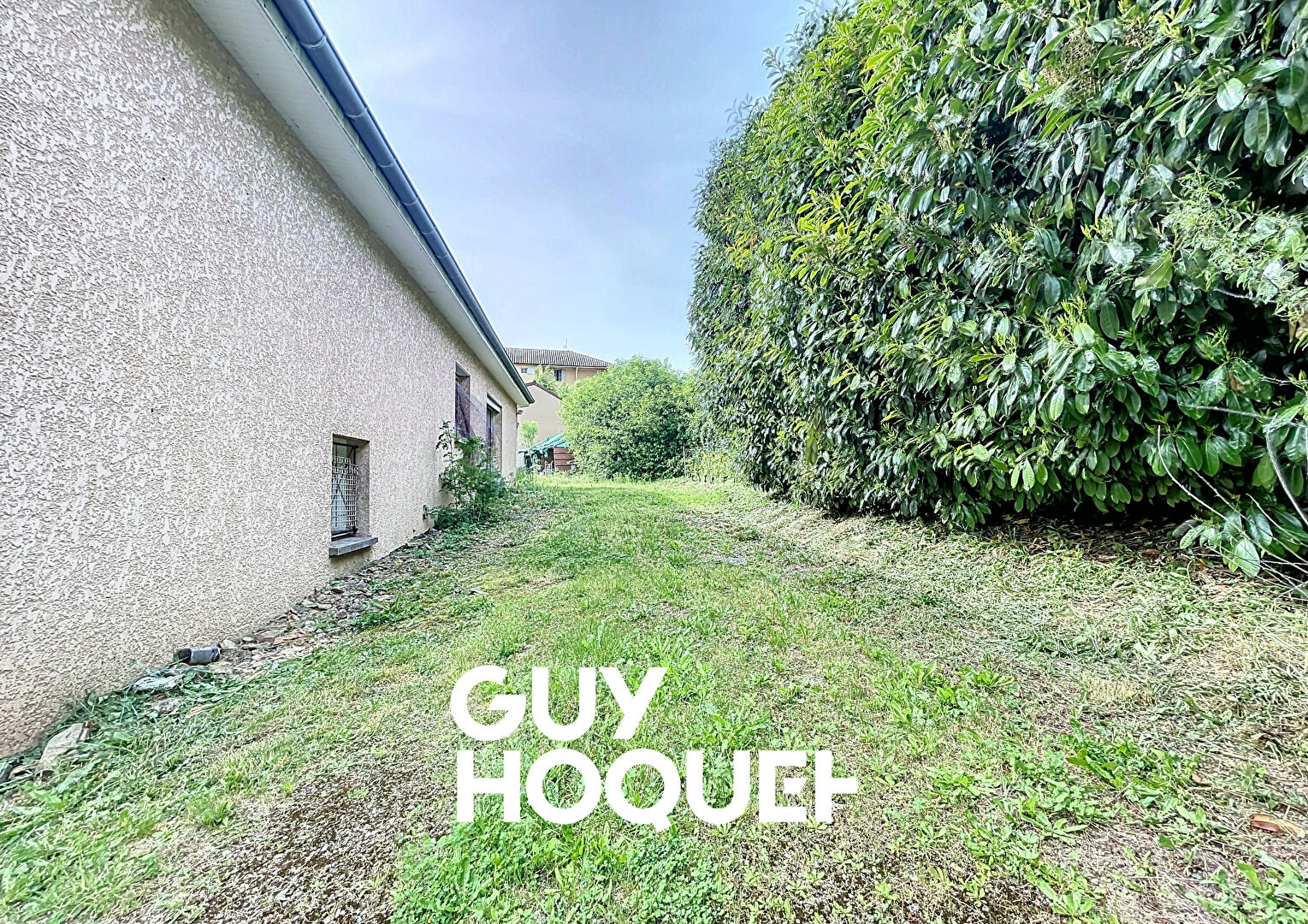 Villa Familiale de Plain Pied 4 Chambres & Garages - 71960 BERZÉ-LA-VILLE