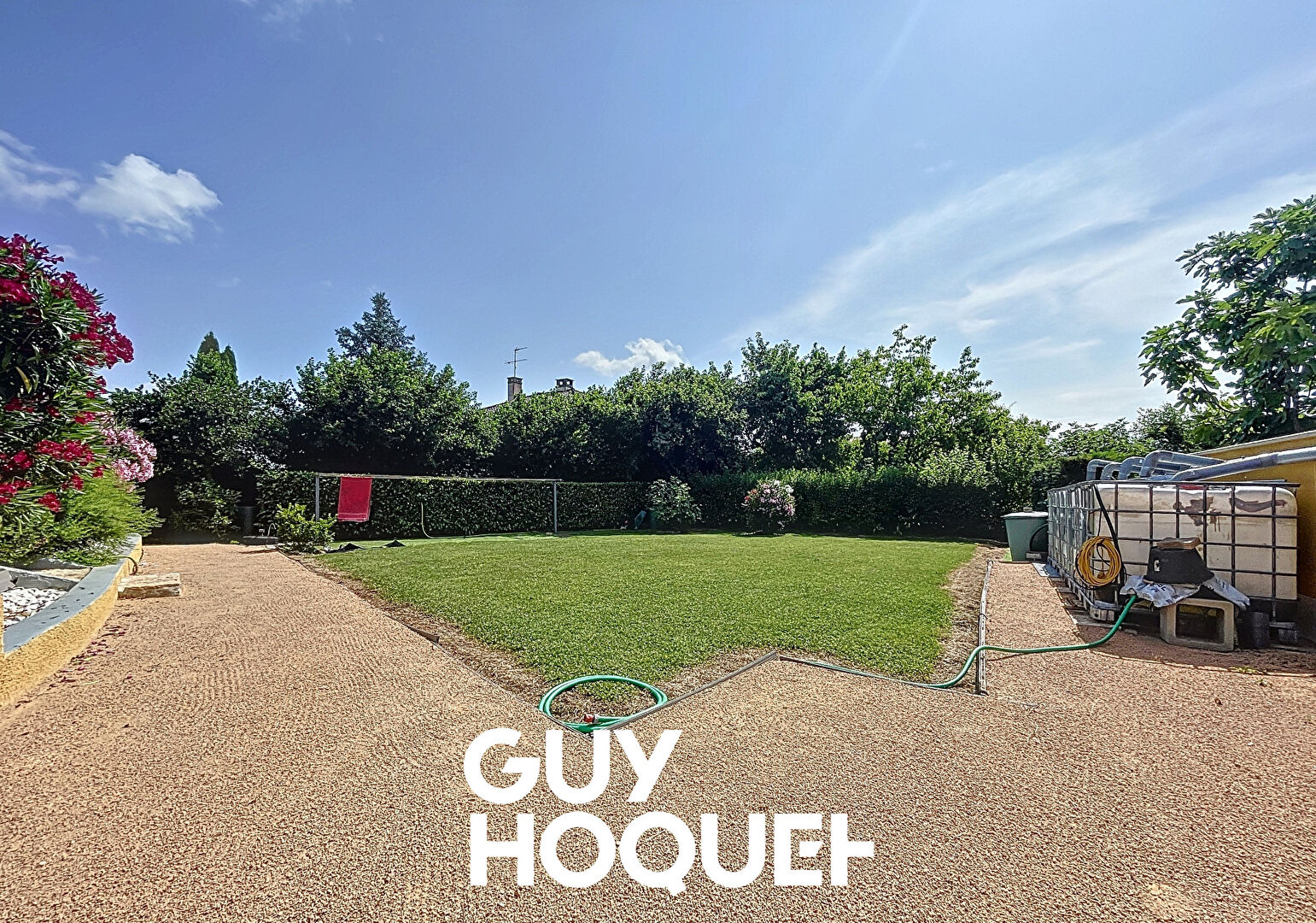 Maison sur sous sol semi enterré 3 Chambres + Bureau + Garage - 71118 SAINT MARTIN BELLE ROCHE