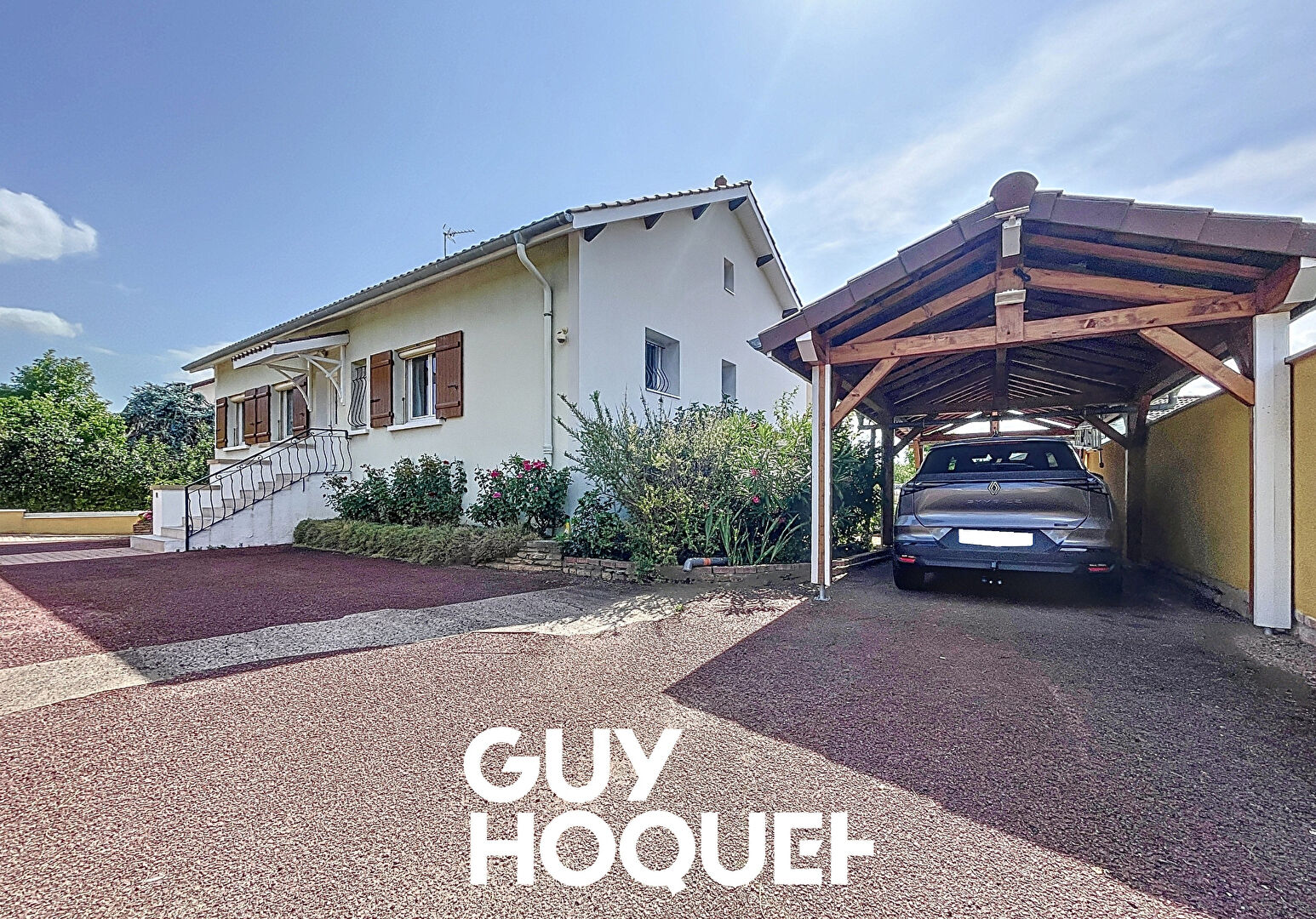 Maison sur sous sol semi enterré 3 Chambres + Bureau + Garage - 71118 SAINT MARTIN BELLE ROCHE