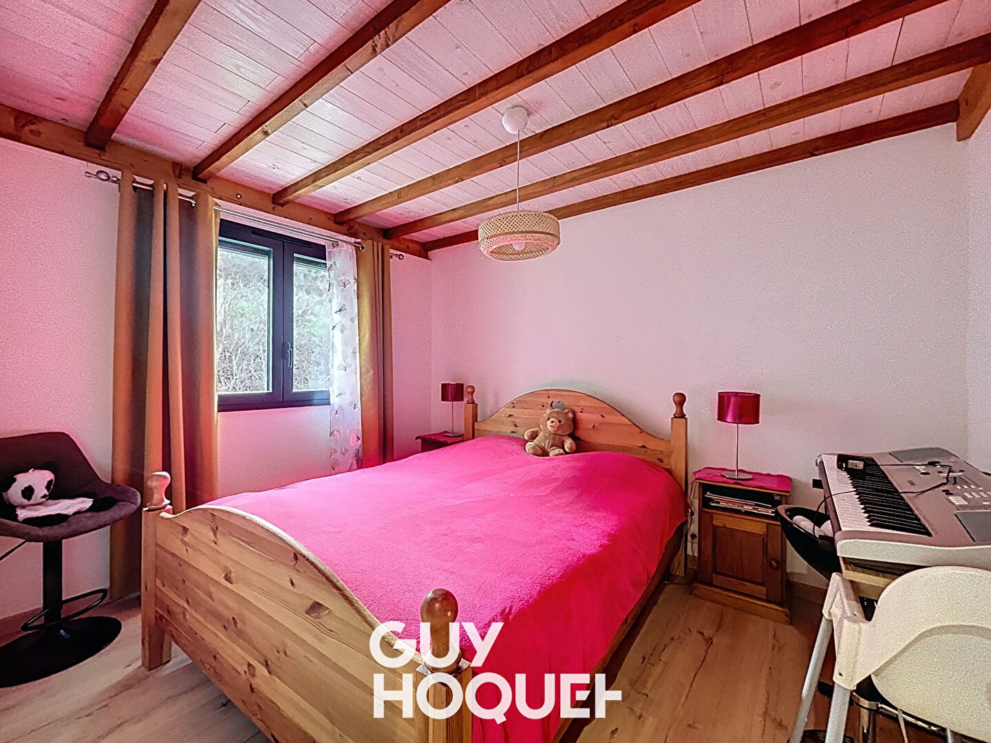 Maison avec piscine, dépendances et vue imprenable - 69840 CENVES